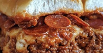 Pepperoni Pizza Sloppy Joes